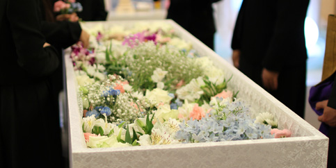 葬儀の流れ 納棺